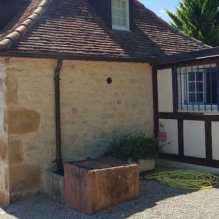 De Sauvagnac Dans Le Lot Holiday home Dorval